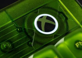 8BitDo Reveals Stunning Keyboard and Mouse Inspired by the Original Xbox